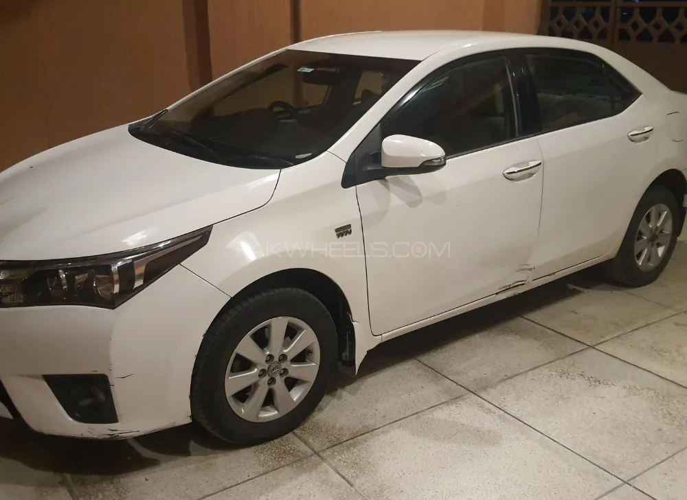 Toyota Corolla 2016 for Sale in Islamabad Image-1