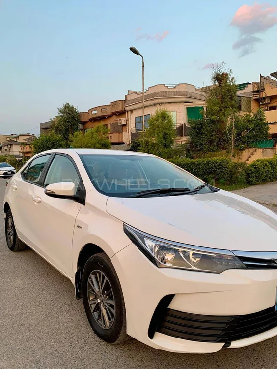 Toyota Corolla 2019 for Sale in Islamabad Image-1