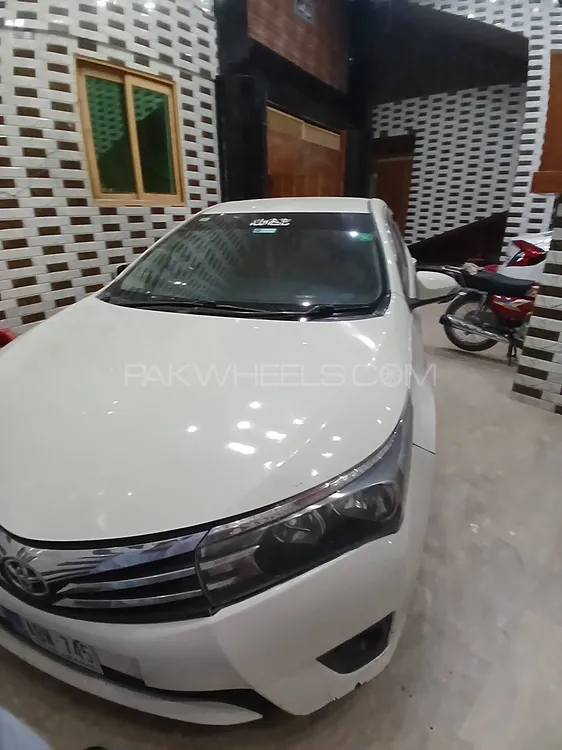 Toyota Corolla 2016 for Sale in Karachi Image-1