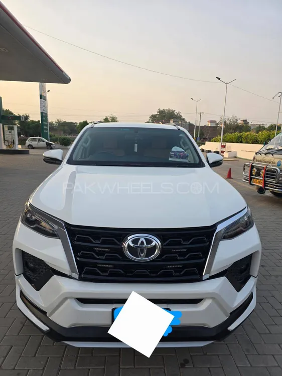 Toyota Fortuner 2021 for Sale in Sialkot Image-1