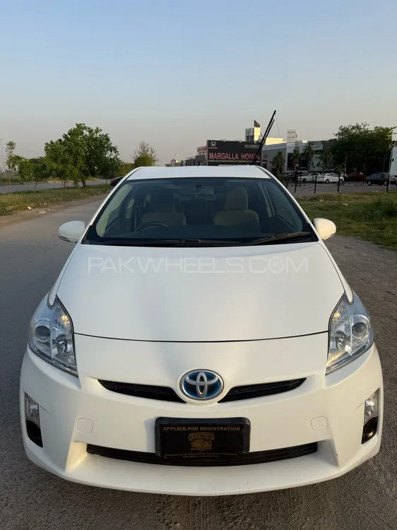 Toyota Prius 2009 for Sale in Islamabad Image-1