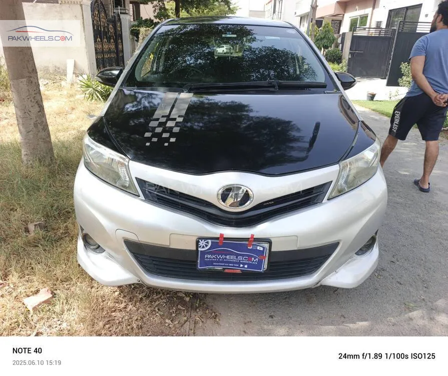 Toyota Vitz 2013 for Sale in Lahore Image-1