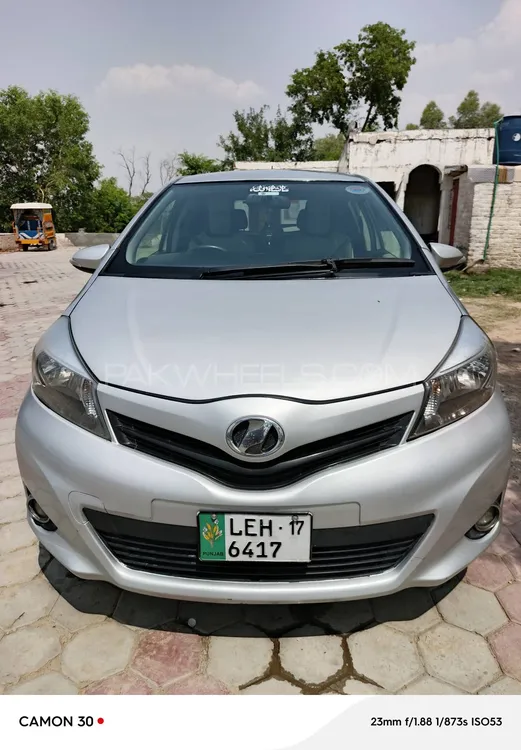 Toyota Vitz 2013 for Sale in Pindi gheb Image-1