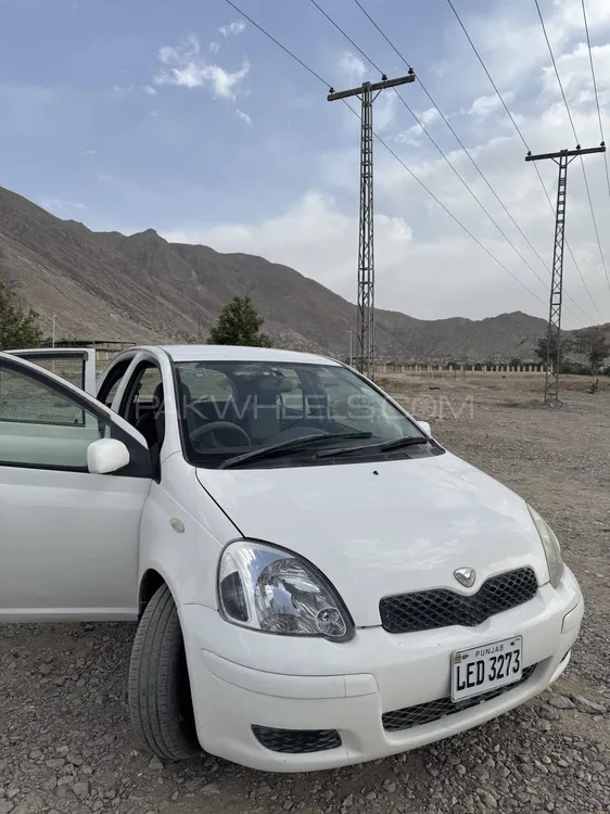 Toyota Vitz 2003 for Sale in Quetta Image-1