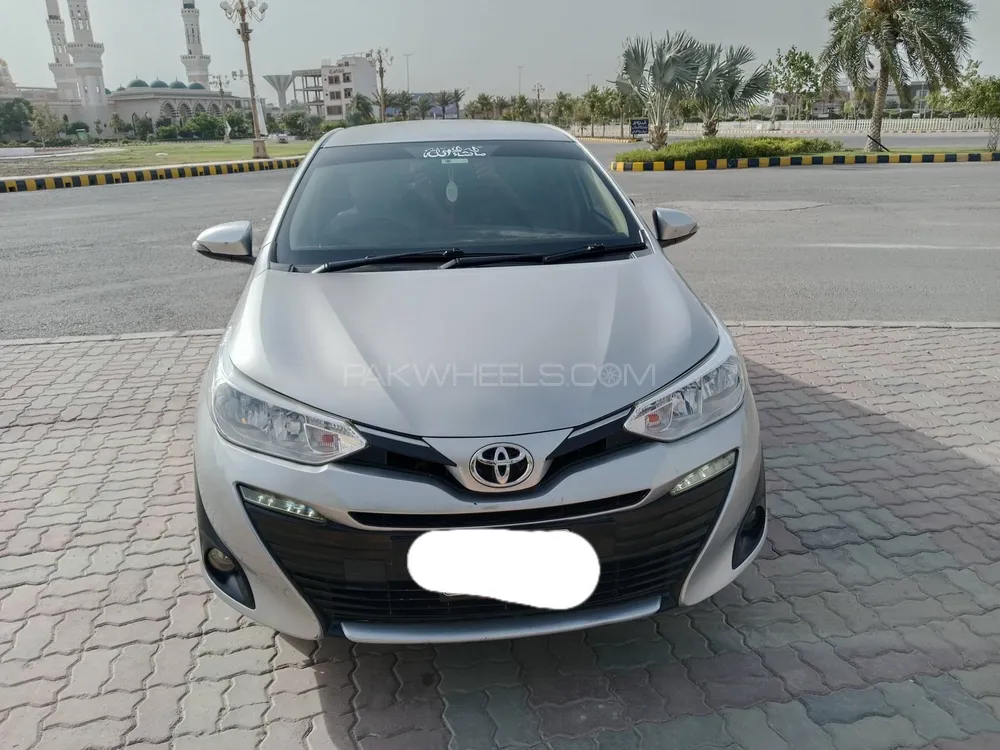 Toyota Yaris Sedan 2021 for Sale in Multan Image-1