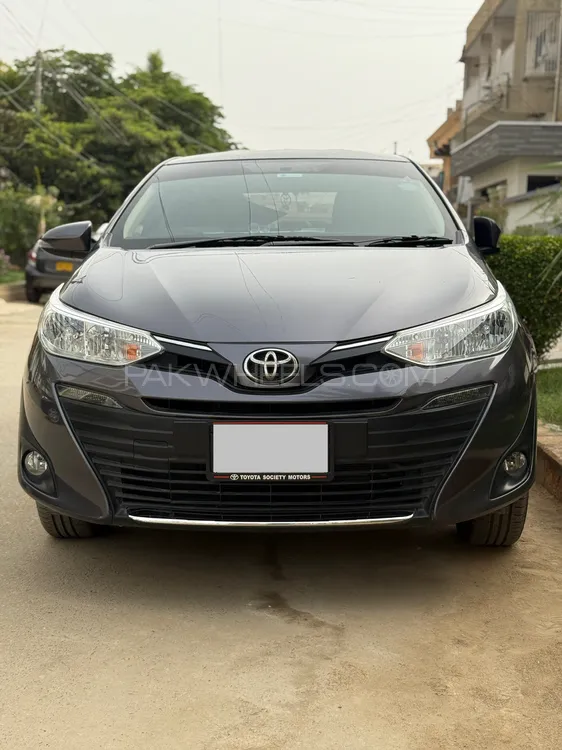 Toyota Yaris Sedan 2021 for Sale in Karachi Image-1