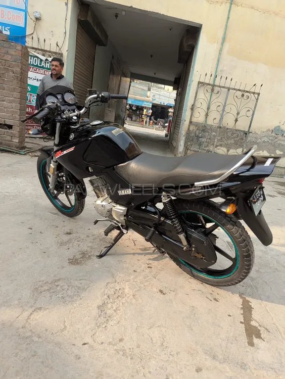 Yamaha YBR 125 2019 for Sale Yamaha YBR 125 2019 for Sale Image-12