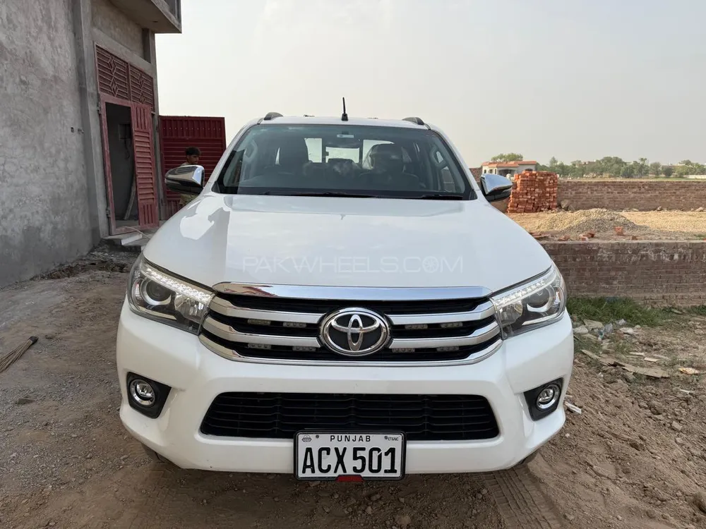 Toyota Hilux 2021 for Sale in Narowal Image-1