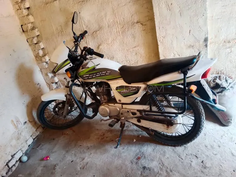 Honda CG 125 Deluxe 2011 for Sale Image-1