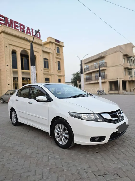 Honda City 2017 for Sale in Islamabad Image-1