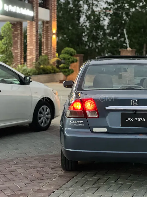 Honda Civic 2004 for Sale in Mardan Image-1