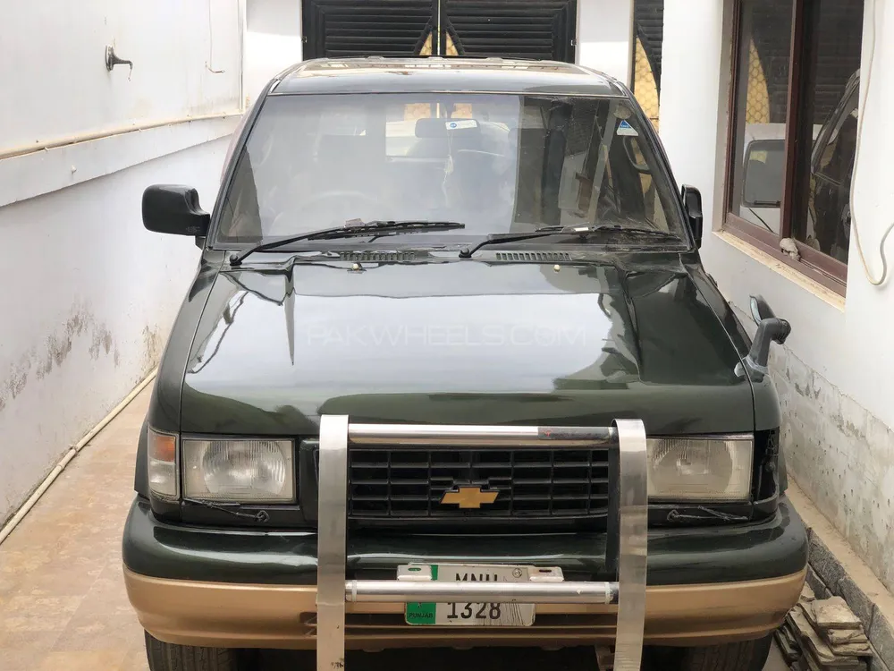Isuzu Trooper 1984 for Sale in Karachi Image-1