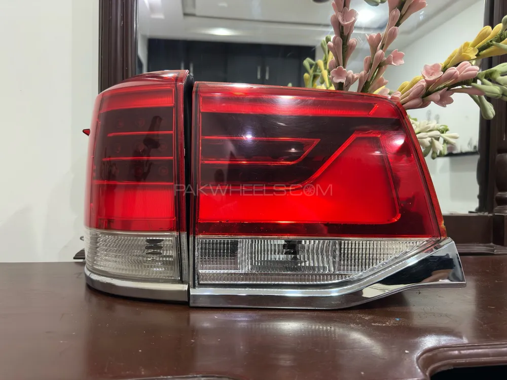 land cruiser back light (2016-2021) lc200 Image-1