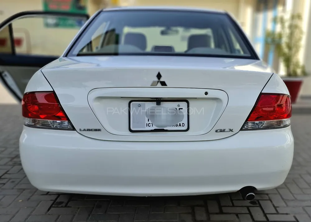 مٹسوبیشی لینسر 2008 for Sale in لاہور Image-1