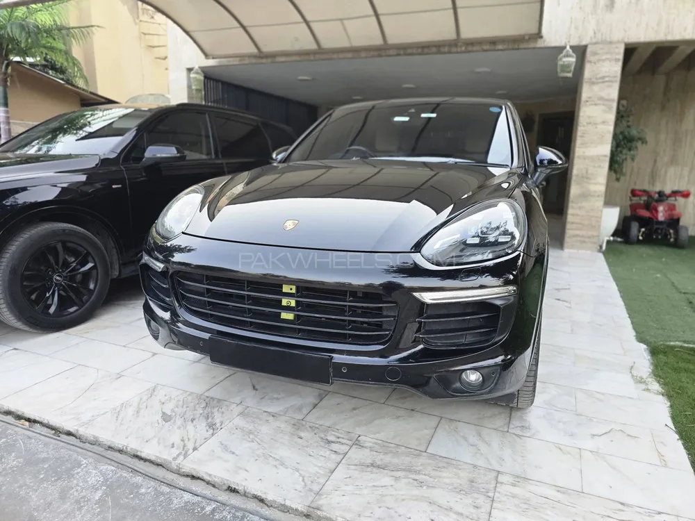 پورشے کائین 2016 for Sale in اسلام آباد Image-1
