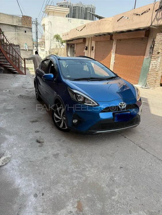 Toyota Aqua 2017 for Sale in Islamabad Image-1