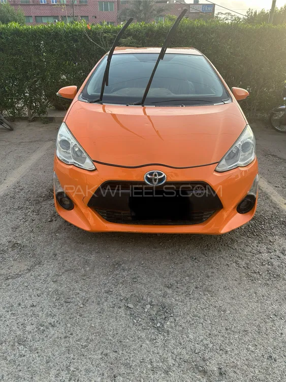Toyota Aqua 2015 for Sale in Karachi Image-1
