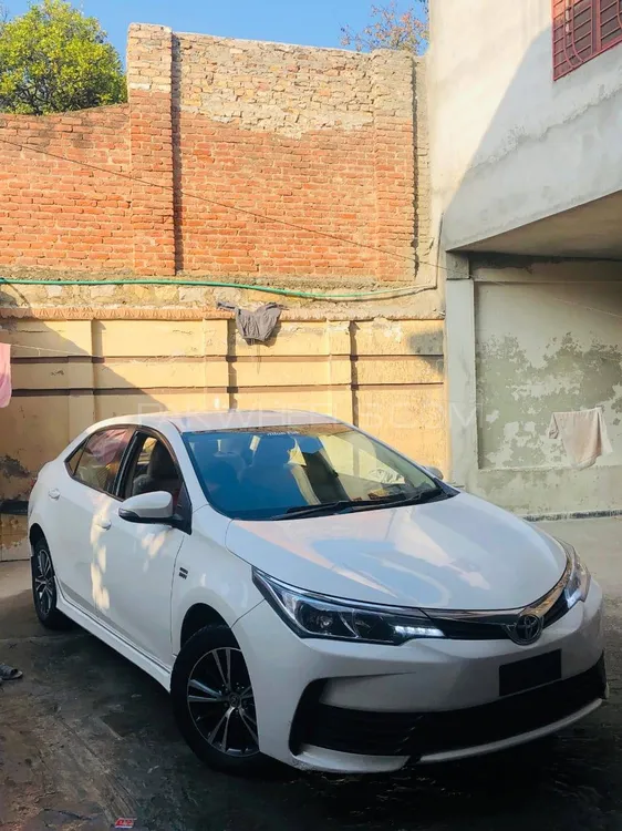 Toyota Corolla 2018 for Sale in Abbottabad Image-1