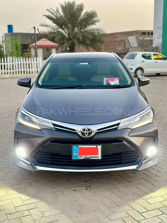Toyota Corolla 2020 for Sale in Lahore Image-1