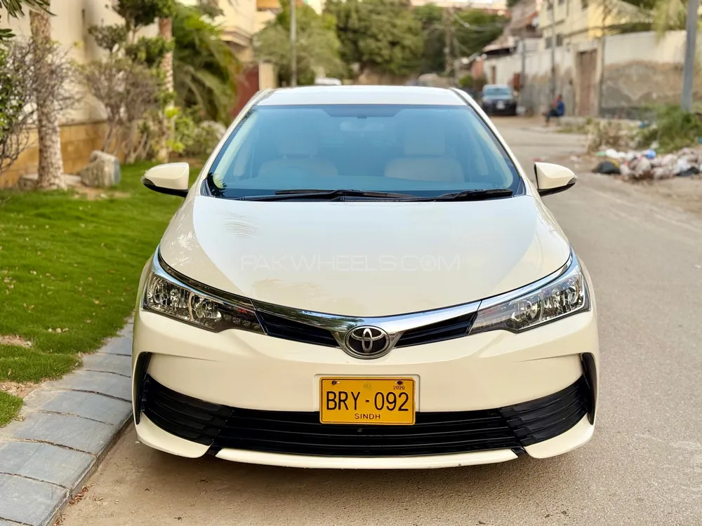 Toyota Corolla 2020 for Sale in Karachi Image-1