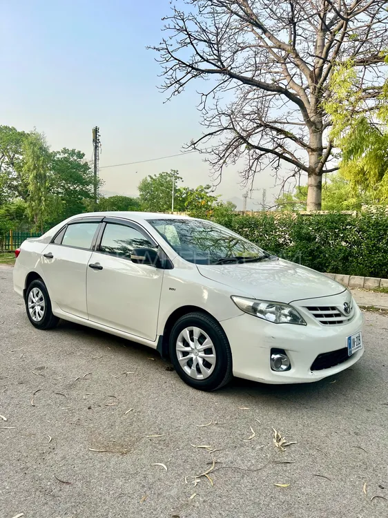 Toyota Corolla 2012 for Sale in Islamabad Image-1