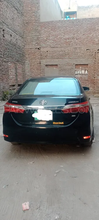 Toyota Corolla 2015 for Sale in Lahore Image-1