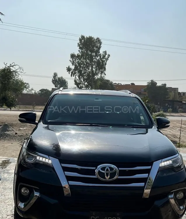 Toyota Fortuner 2017 for Sale in Sargodha Image-1