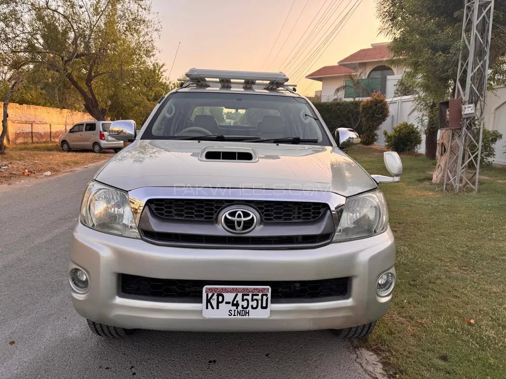 Toyota Hilux 2004 for Sale in Bahawalpur Image-1