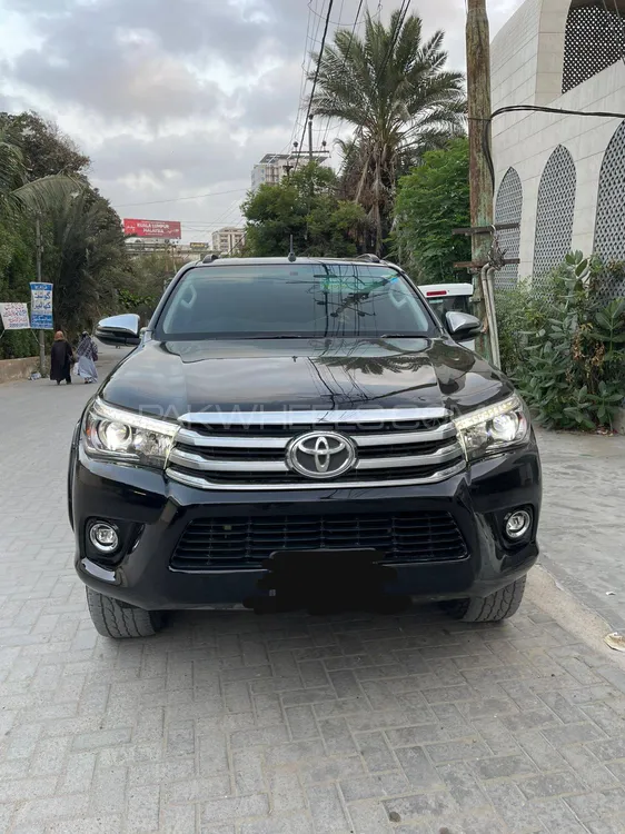 Toyota Hilux 2018 for Sale in Karachi Image-1