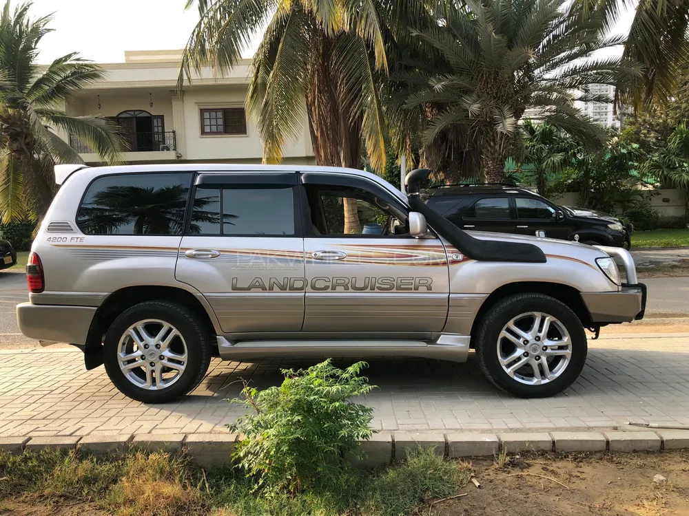 Toyota Land Cruiser 1999 for Sale in Karachi Image-1