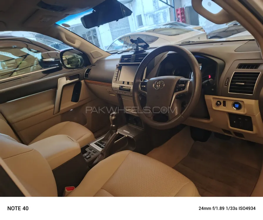 Toyota Prado 2020 for Sale in Lahore Toyota Prado 2020 for Sale in Lahore Image-7