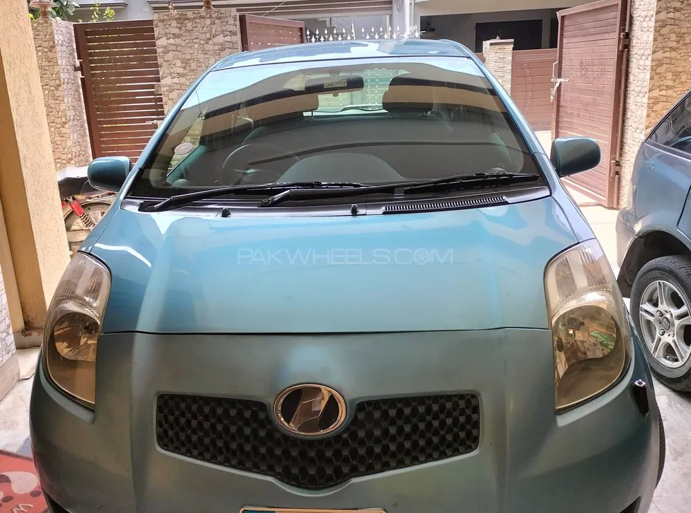 Toyota Vitz 2005 for Sale in Rawalpindi Image-1