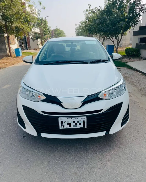 Toyota Yaris Sedan 2021 for Sale in Multan Image-1
