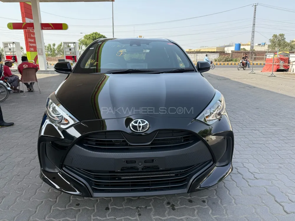 Toyota Yaris Hatchback 2022 for Sale in Lahore Image-1