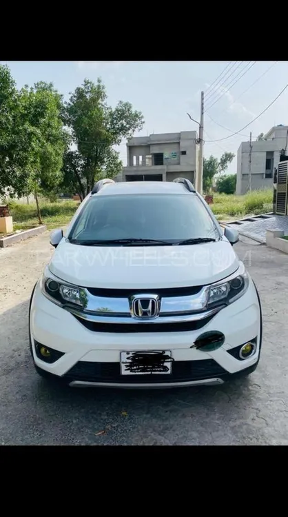 Honda BR-V 2017 for Sale in Faisalabad Image-1