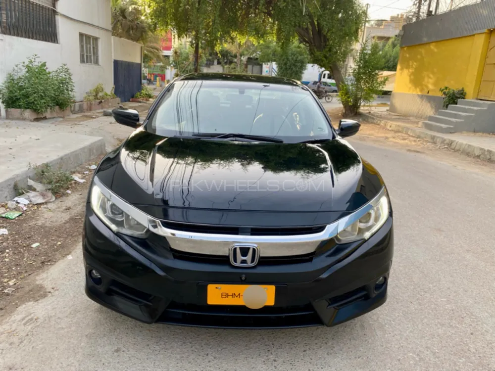 Honda Civic 2017 for Sale in Karachi Image-1