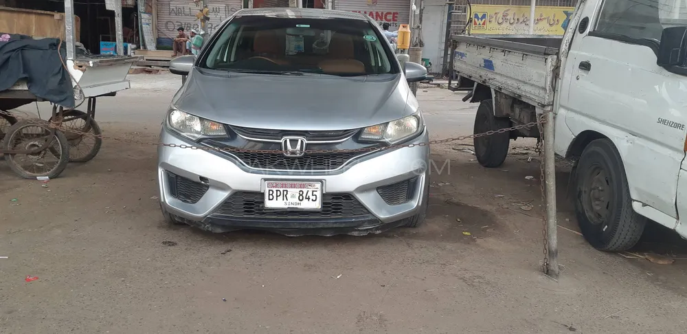 Honda Fit 2016 for Sale in Karachi Image-1