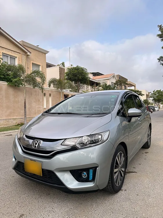 Honda Fit 2015 for Sale in Karachi Image-1