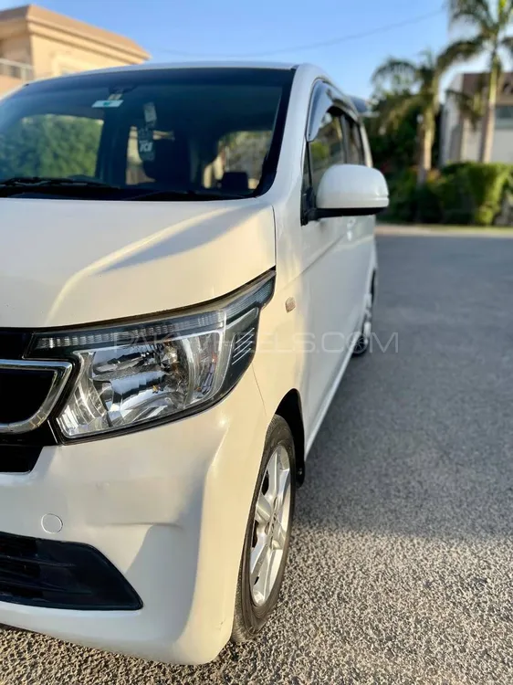 Honda N Wgn 2015 for Sale in Lahore Image-1