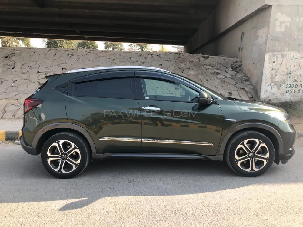 Honda Vezel 2013 for Sale in Rawalpindi Image-1