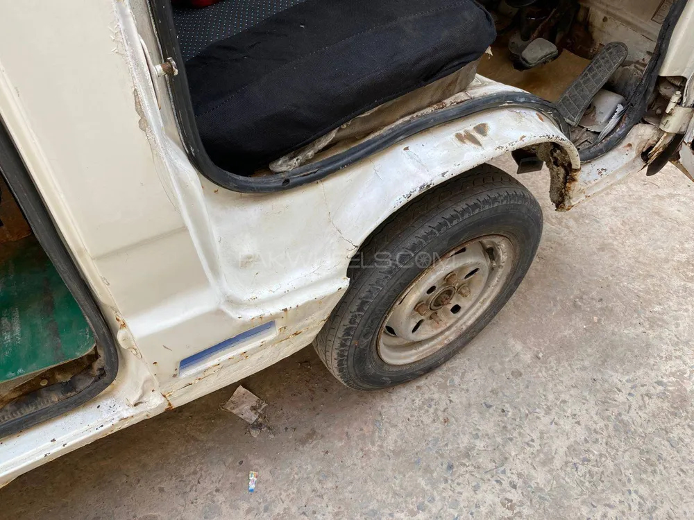 Suzuki Bolan 2006 for Sale in Lahore Image-1