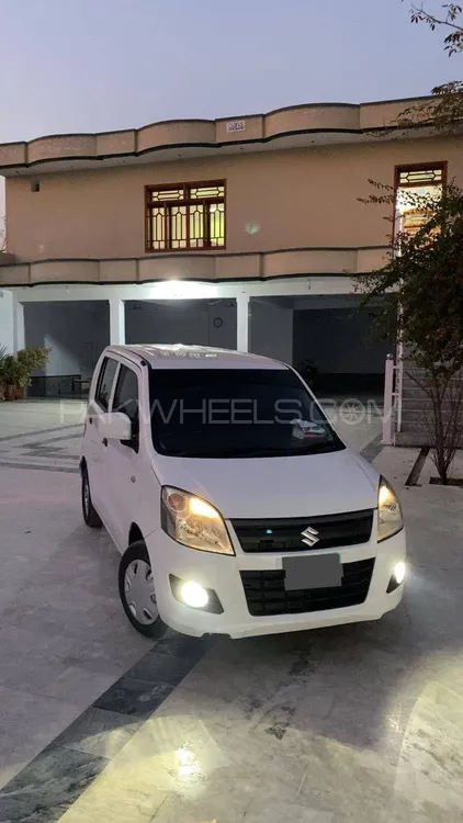 Suzuki Wagon R 2014 for Sale in Peshawar Image-1