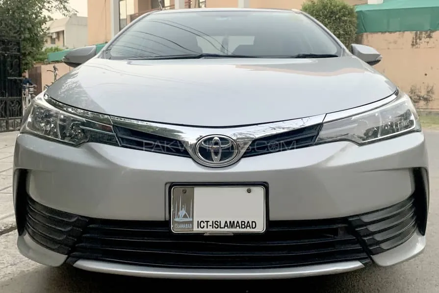 Toyota Corolla 2018 for Sale in Lahore Image-1