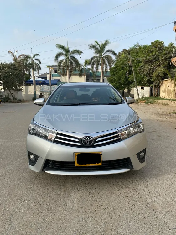 Toyota Corolla 2017 for Sale in Karachi Image-1