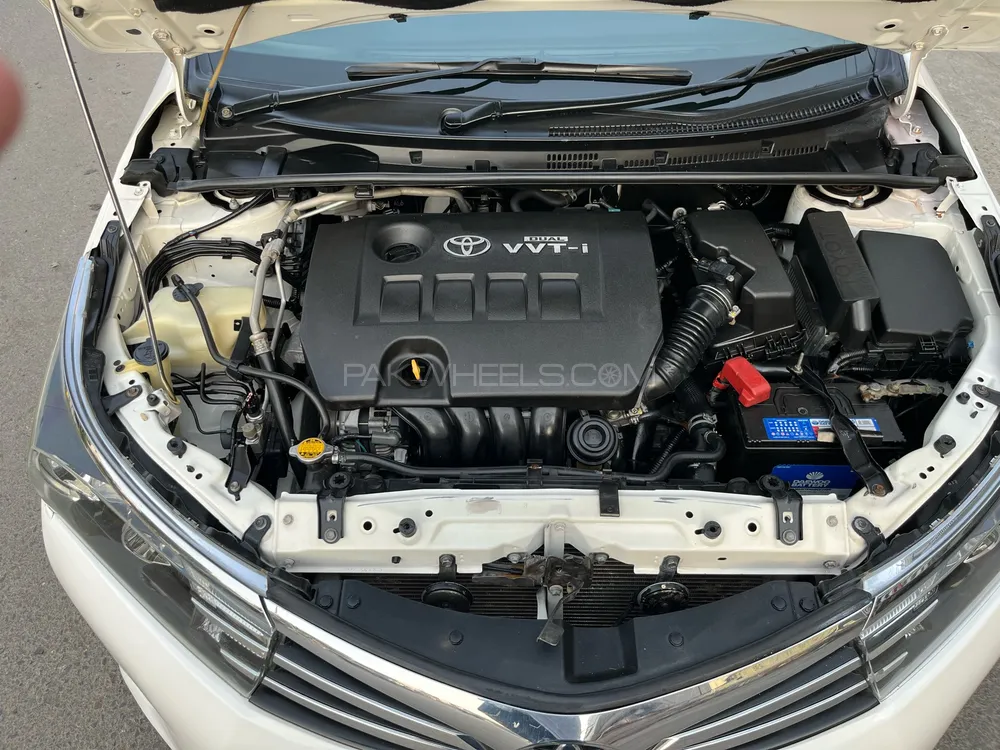 Toyota Corolla 2015 for Sale in Lahore Image-1