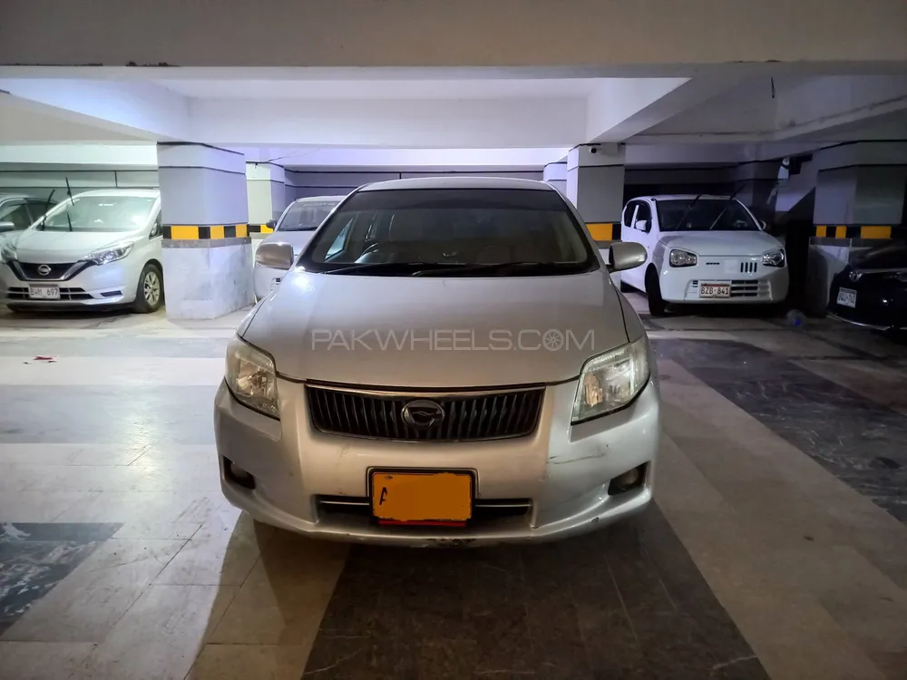 Toyota Corolla Axio 2007 for Sale in Karachi Image-1