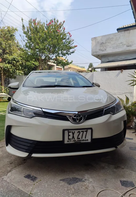 Toyota Corolla 2015 for Sale in Abbottabad Image-1