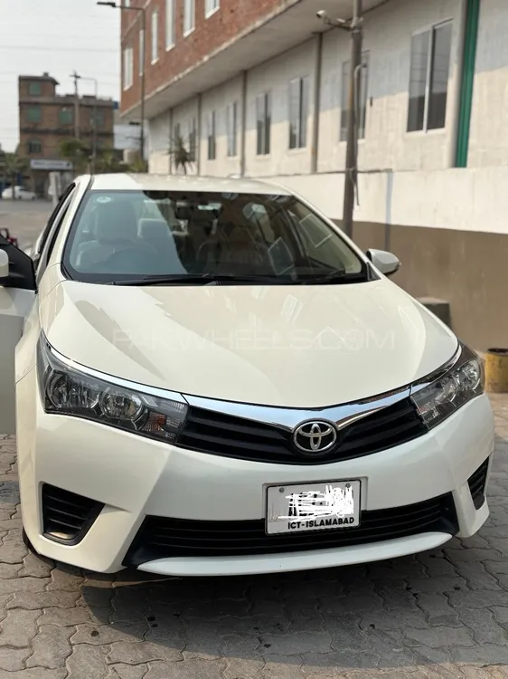 Toyota Corolla 2017 for Sale in Sialkot Image-1
