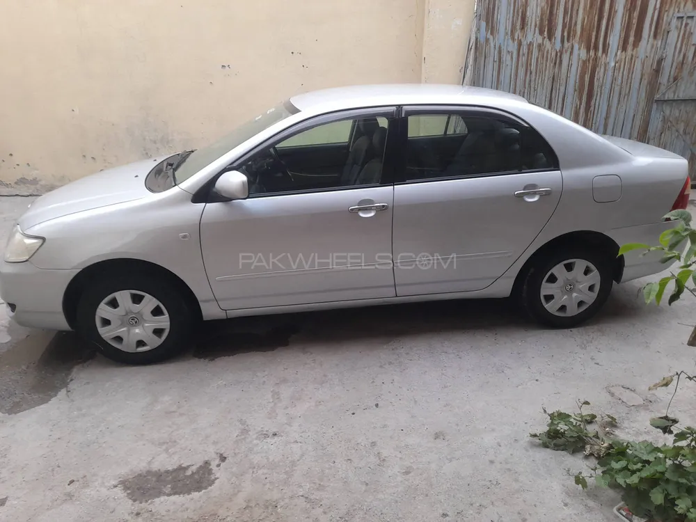 Toyota Corolla 2004 for Sale in Mardan Image-1
