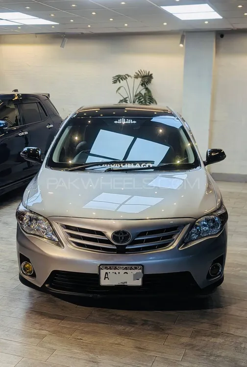 Toyota Corolla 2012 for Sale in Liaqat Pur Image-1